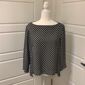 Black and white subtle high-low blouse